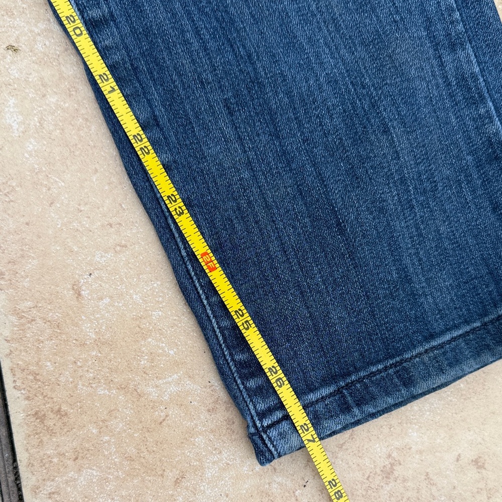 Simply Vera Vera Wang Dark Wash Cropped Jeans - Picture 9 of 9